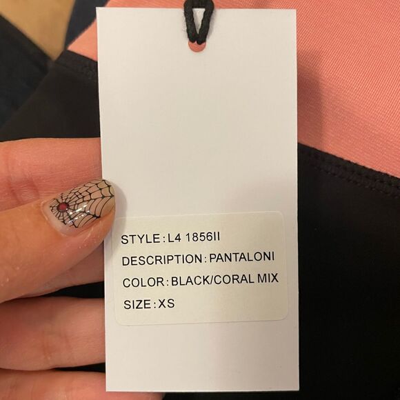 Iris and Ink NWT Coral Black Colorblock Stretch Leggings size XS - Picture 3 of 4